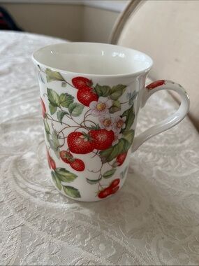 Stechcol White Porcelain Mug with Red Strawberry Motif EUC